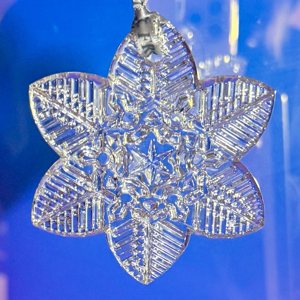Vintage 2004 Crystal Frost Wilson Bentley Lead Crystal Snowflake Ornament